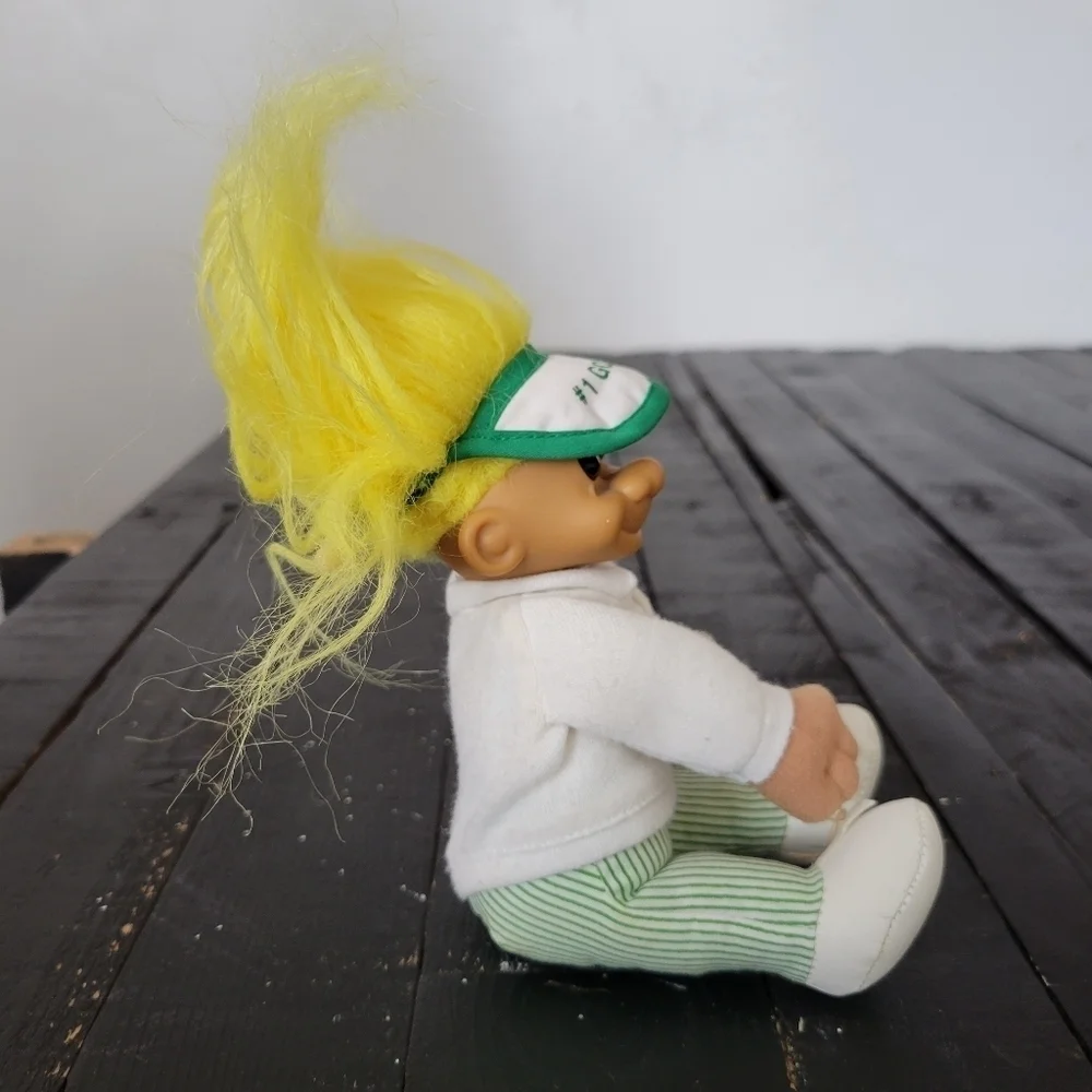 Vintage Russ Berrie Plush Troll Doll #1 Golfer Yellow Hair White Green Outfit